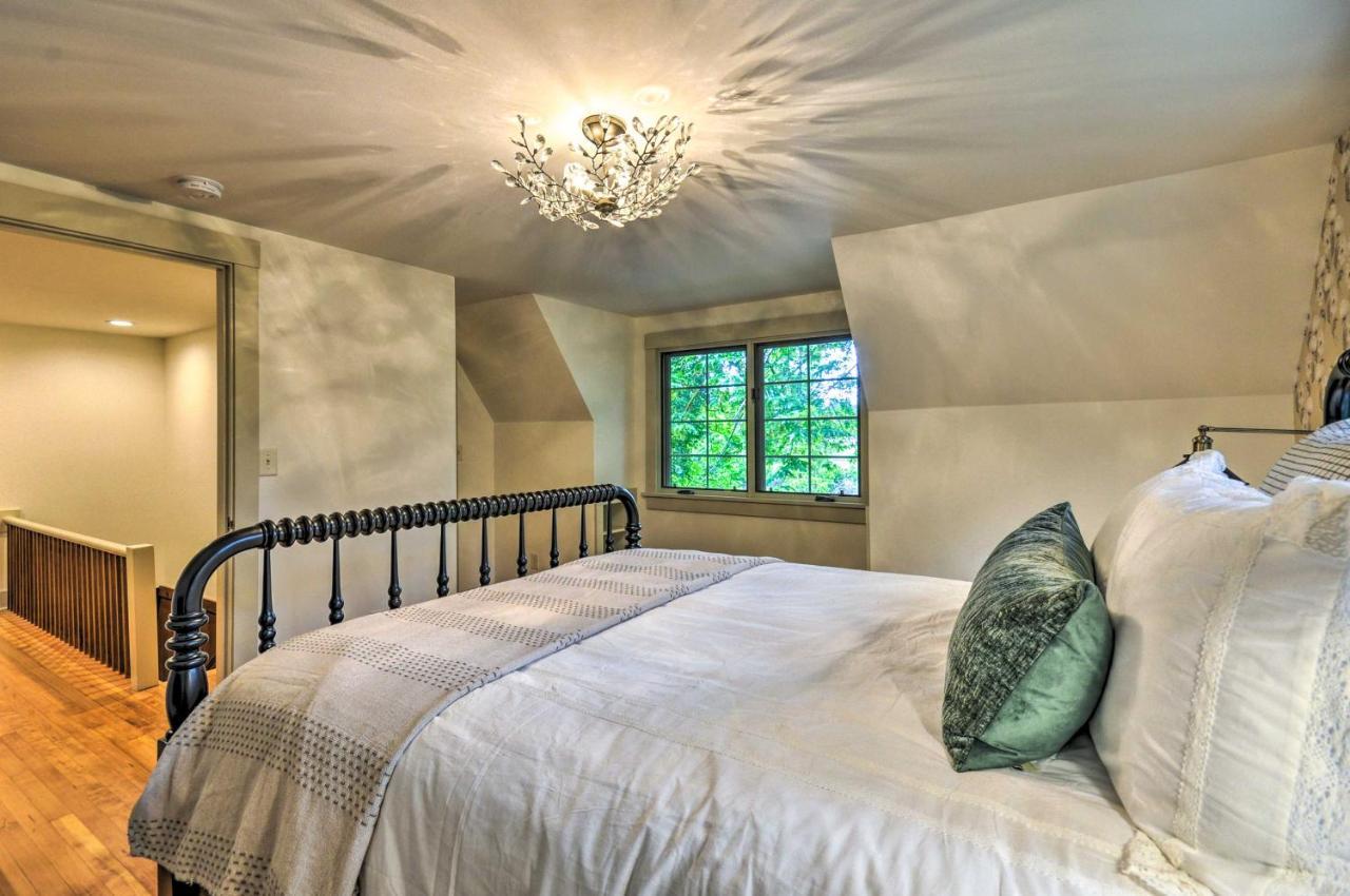 Peaceful And Elegant Cottage With Riverside View Oregon City Exterior foto